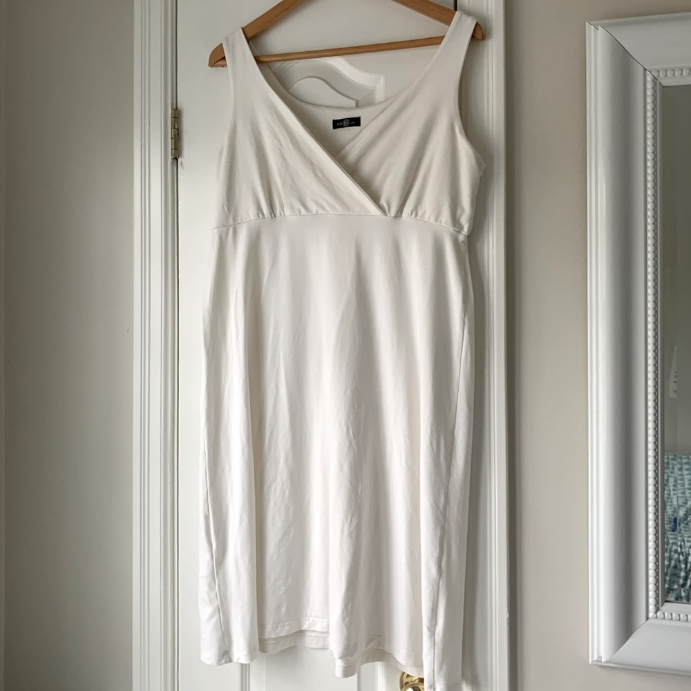 Miik sleeveless cross-front dress -size L